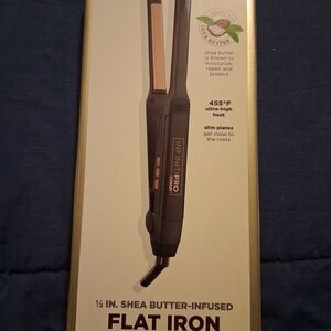InfinitiPRO by Conair Black Shea Butter-Infused 1/2" Flat Iron